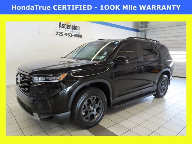2025 Honda Pilot TrailSport AWD's photo