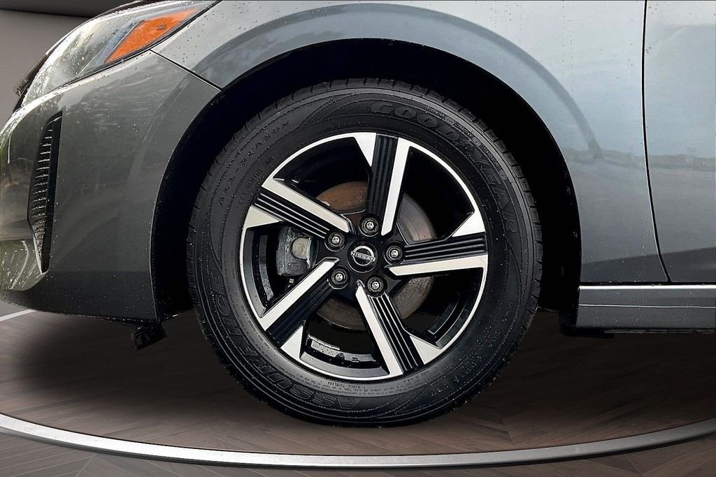 Used 2024 Gray Nissan SV image 36