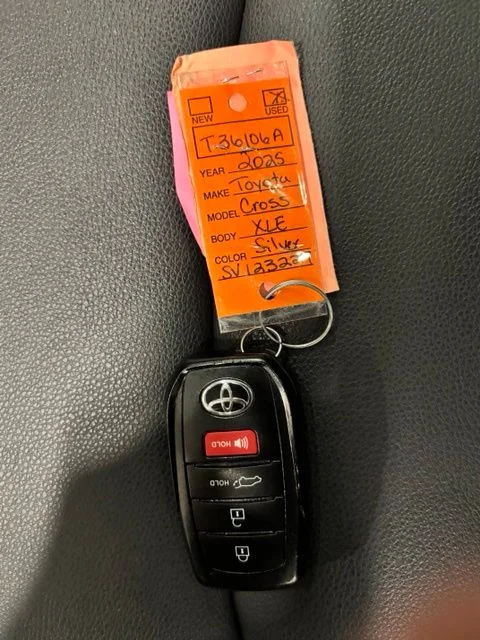 Used 2025 Silver Toyota XLE image 25