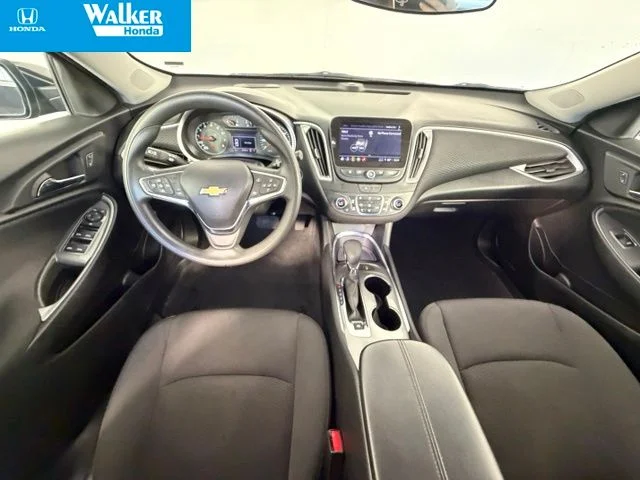 Used 2025  Chevrolet LT image 13