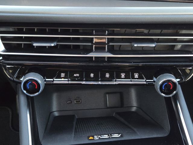 2026 Chevrolet Traverse LT - Photo 14