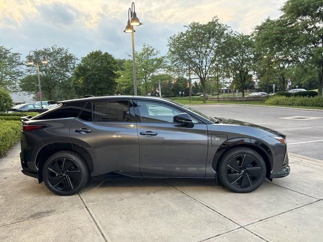 New 2026 Cloudburst Gray and Black Onyx Lexus  550e F SPORT AWD image 12