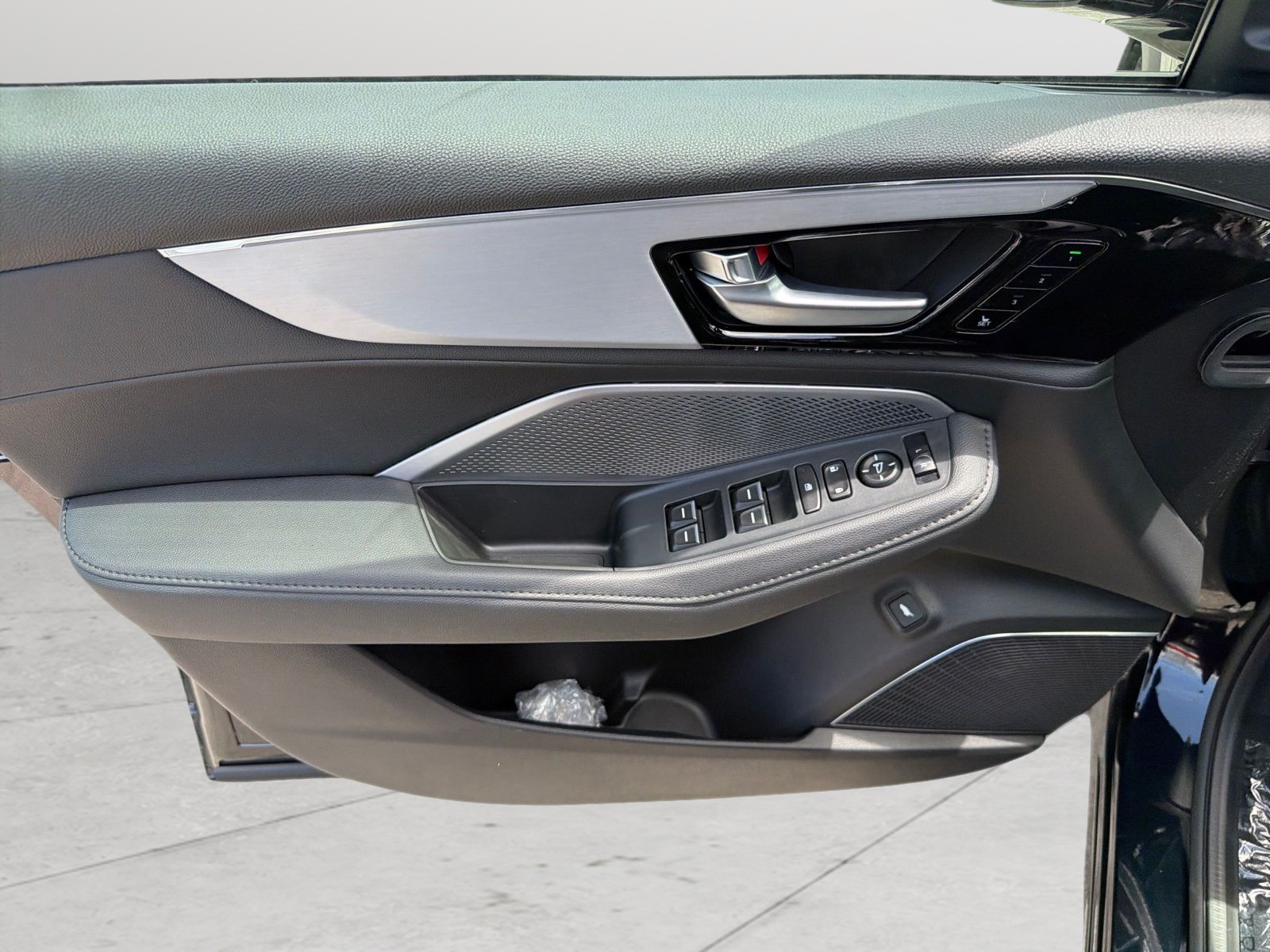 New 2026 Majestic Black Pearl Acura Base image 27