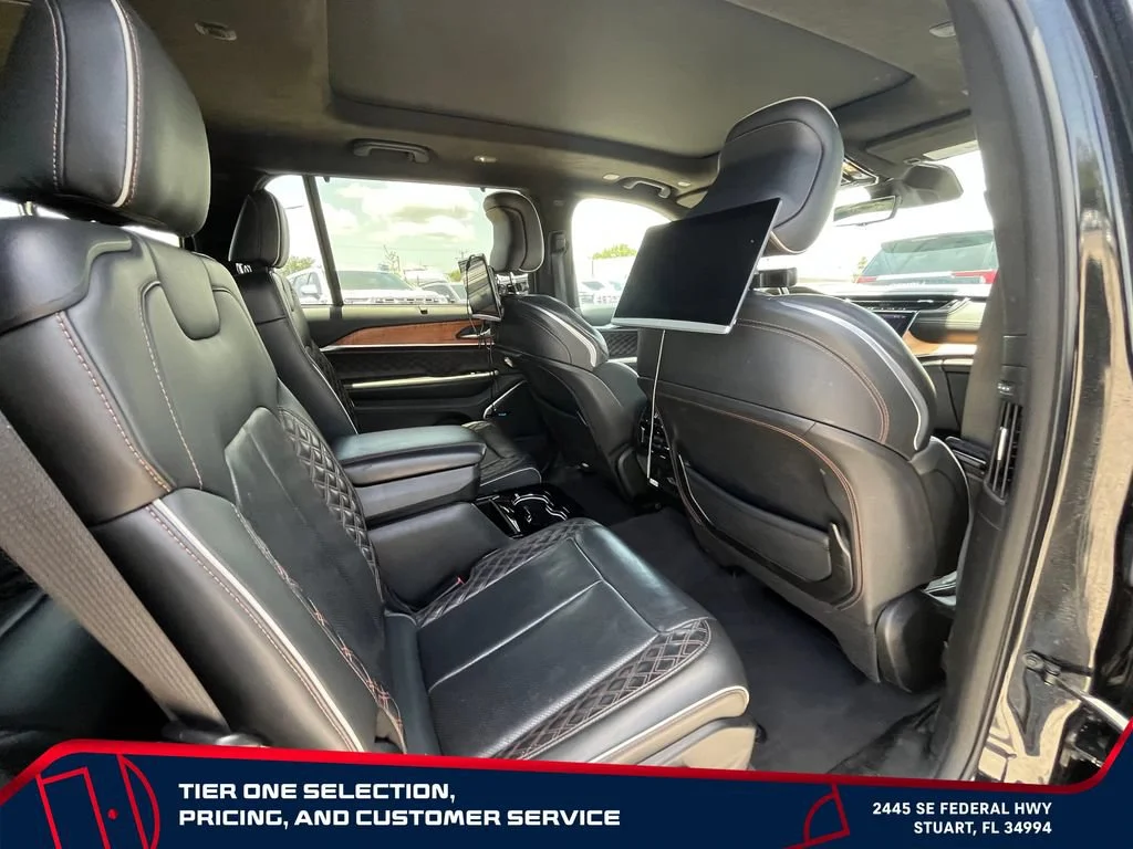 Used 2021 Black Jeep Summit Reserve 4x4 image 19