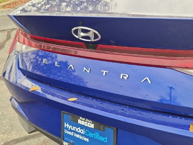 Used 2023 Blue Hyundai SEL image 26