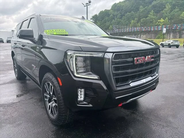 Used 2024 Onyx Black GMC AT4 image 2