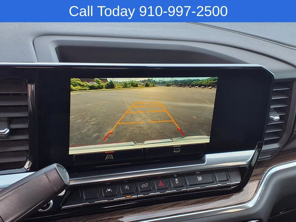 Used 2024 Summit White GMC Elevation image 15
