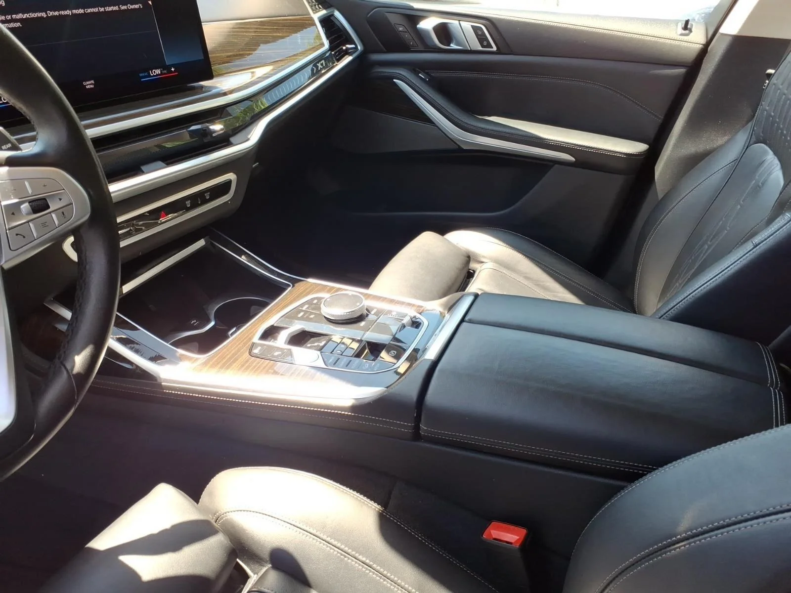 Used 2023 Black Sapphire Metallic BMW xDrive40i image 21