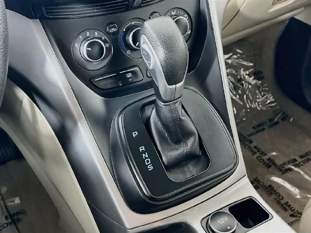 Used 2014 White Ford SE image 20