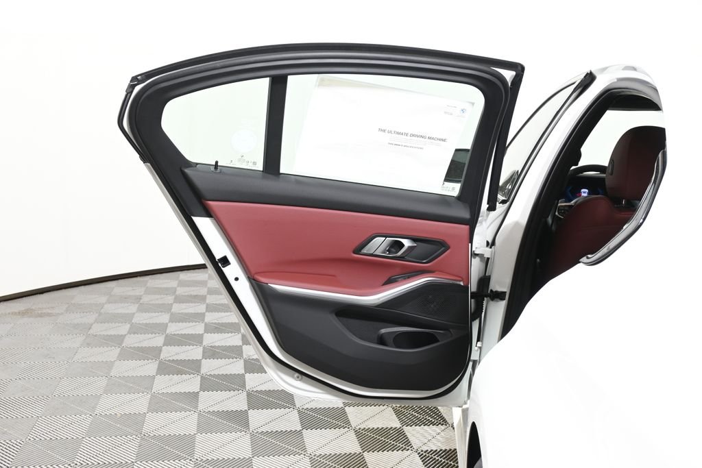 New 2026 Alpine White BMW 330i xDrive image 30