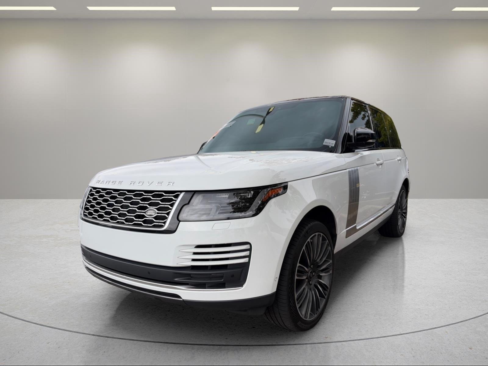 Used 2021 Fuji White Land Rover P525 Westminster image 4
