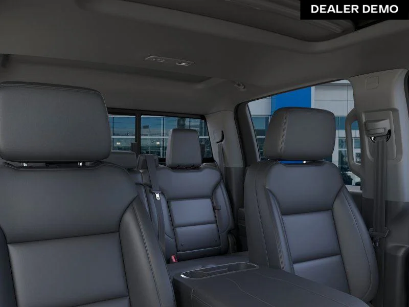Used 2026  GMC Elevation image 24