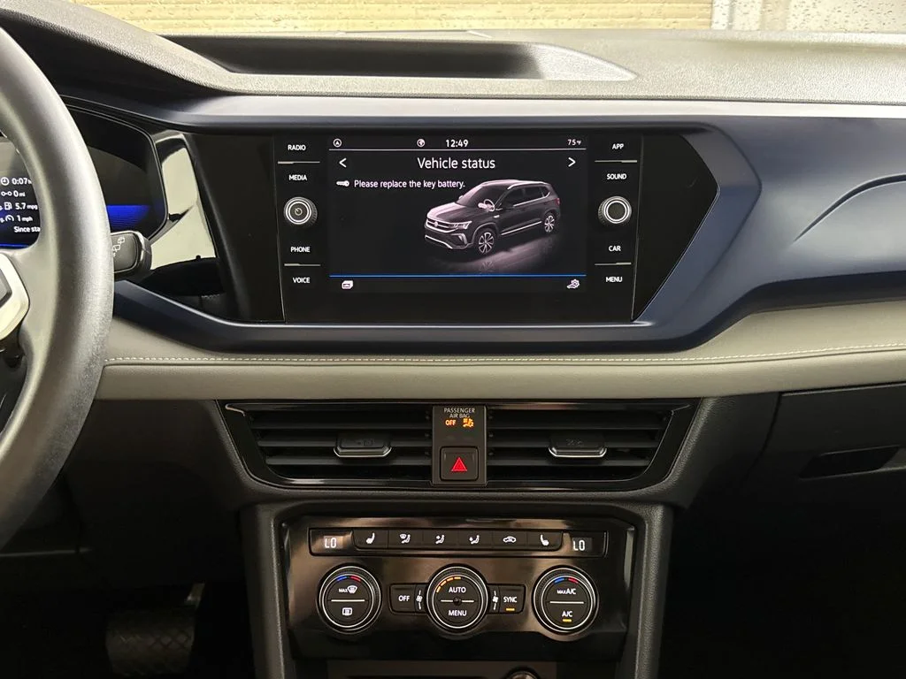 2024 Volkswagen Taos SE - Photo 17