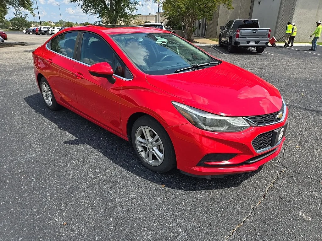 Used 2017 Red Chevrolet LT image 3