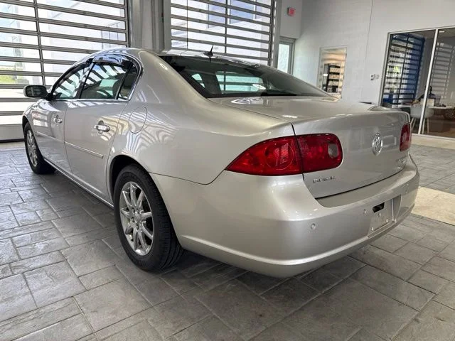 Used 2006 Silver Buick CXL image 3