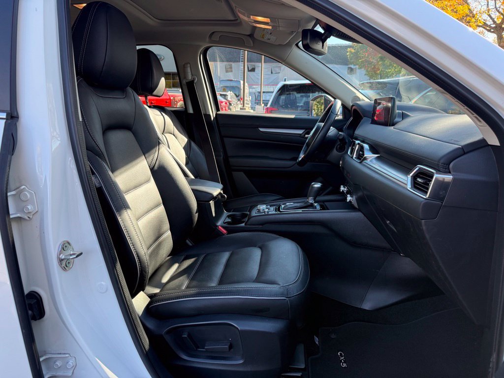 Certified Used 2024 White Mazda 2.5 S Preferred Package image 27