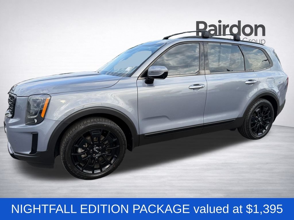 Certified Used 2022 Silver Kia SX image 3