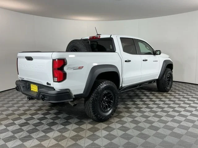 Used 2026 White Chevrolet ZR2 image 4