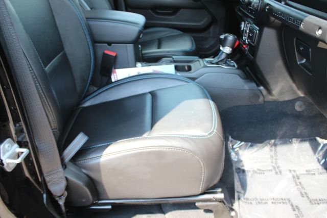 Used 2023 Black Jeep Rubicon 4xe image 32