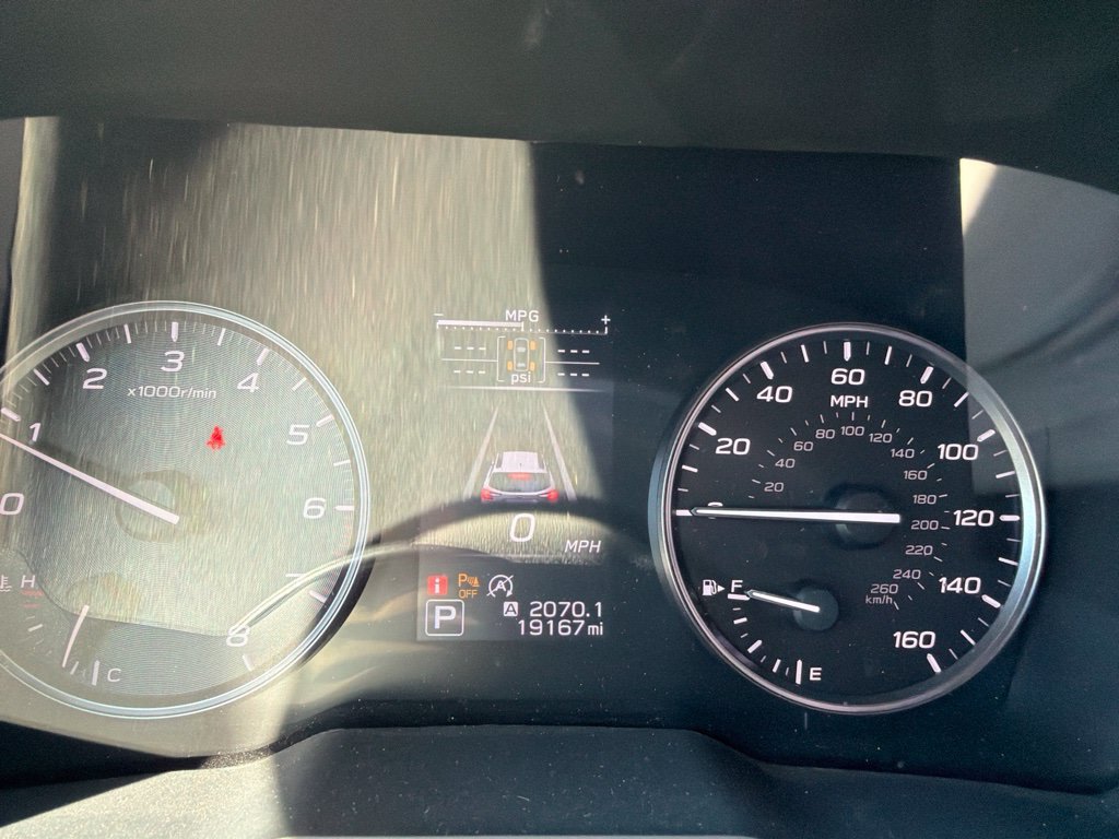 Used 2025 White Subaru Onyx Edition XT image 23