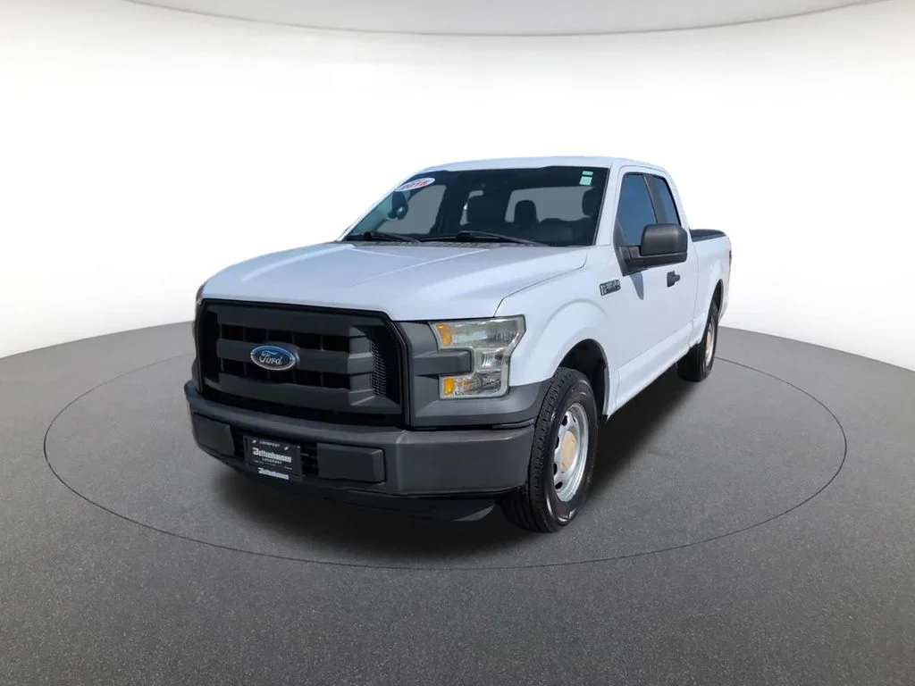 Used 2016 White Ford XL image 11