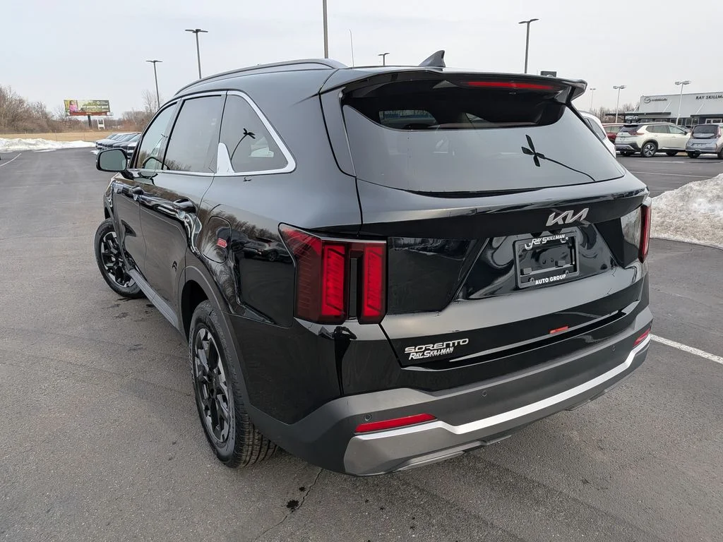 New 2026 Ebony Black Kia S image 5