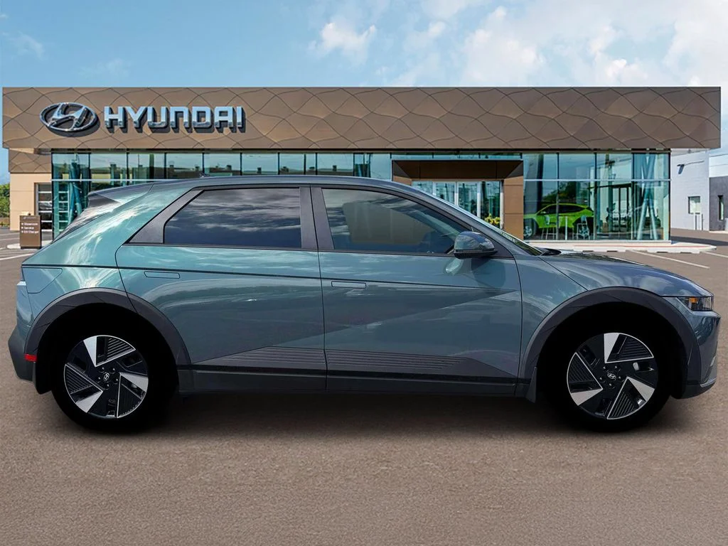 New 2026 Green Hyundai SEL image 9