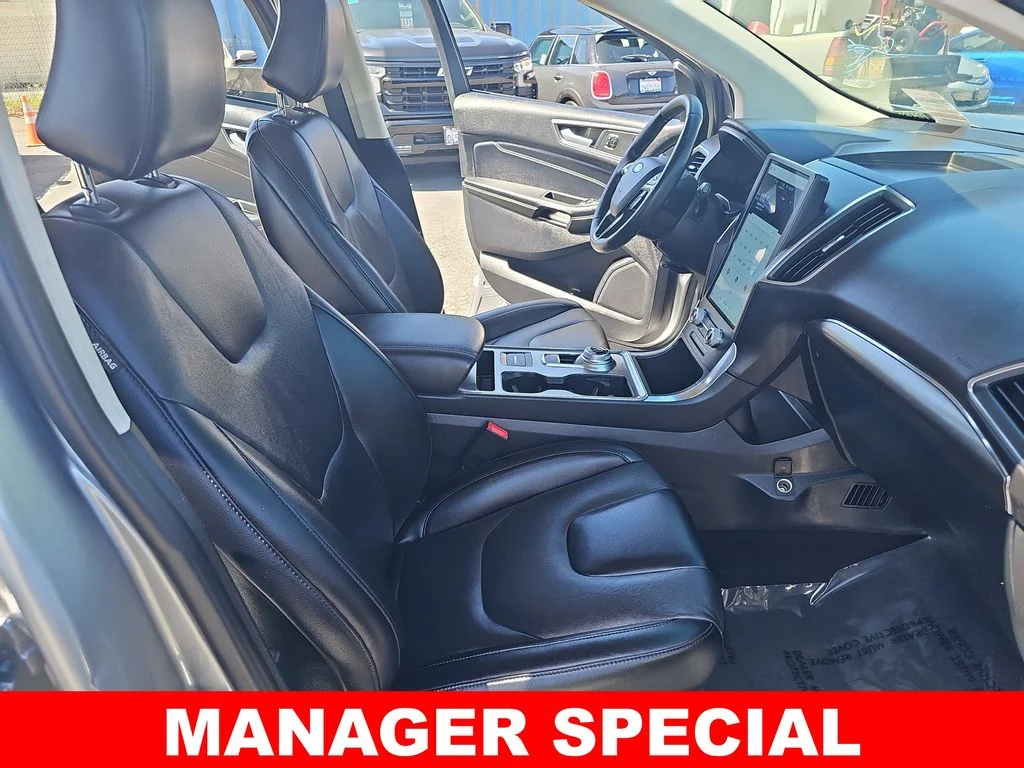 Used 2022 Silver Ford Titanium image 10