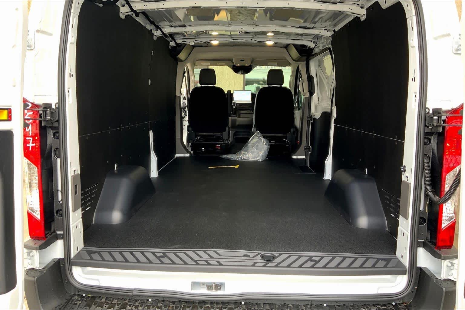 New 2026 Oxford White Ford Cargo Van image 18