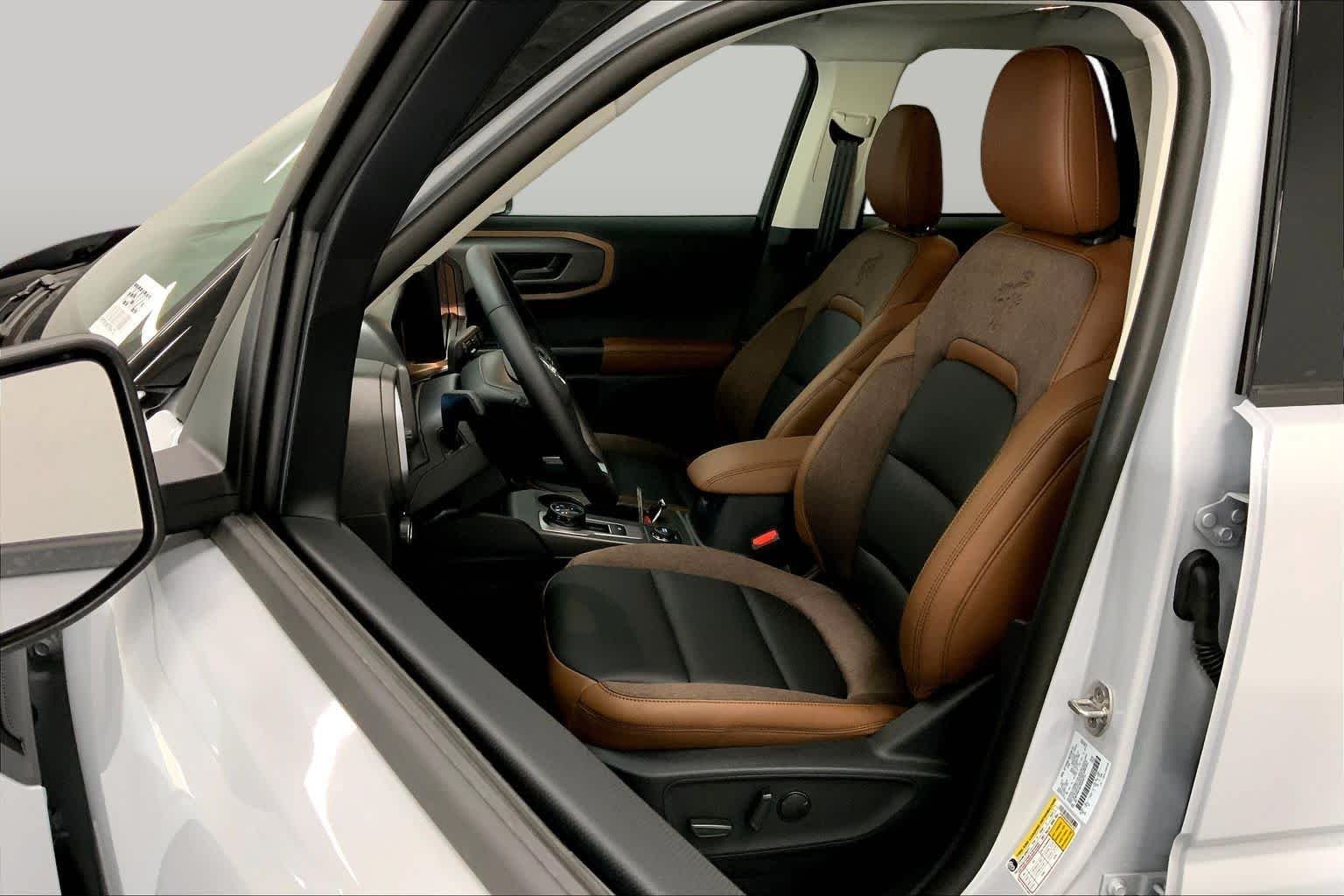 New 2026 Space White Metallic Ford Outer Banks® image 7