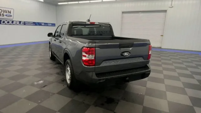 New 2025 Carbonized Gray Metallic Ford XL image 7