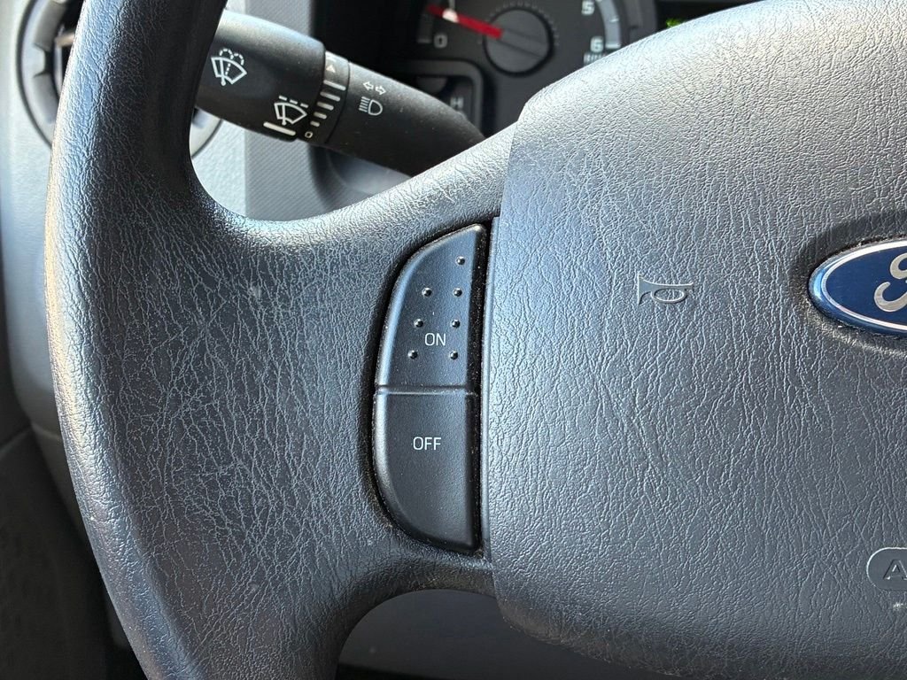 Used 2014 Oxford White Ford XLT image 27