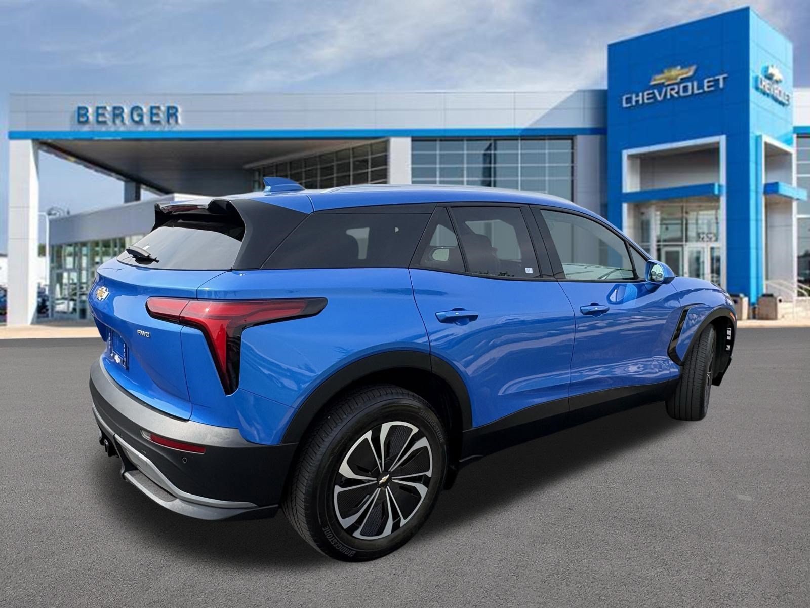 Used 2024 Chevrolet Blazer EV LT with VIN 3GNKDBRJ9RS221808 for sale in Grand Rapids, MI