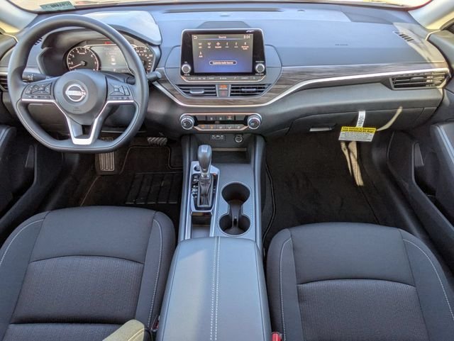 New 2026 Gun Metallic Nissan 2.5 SV image 7