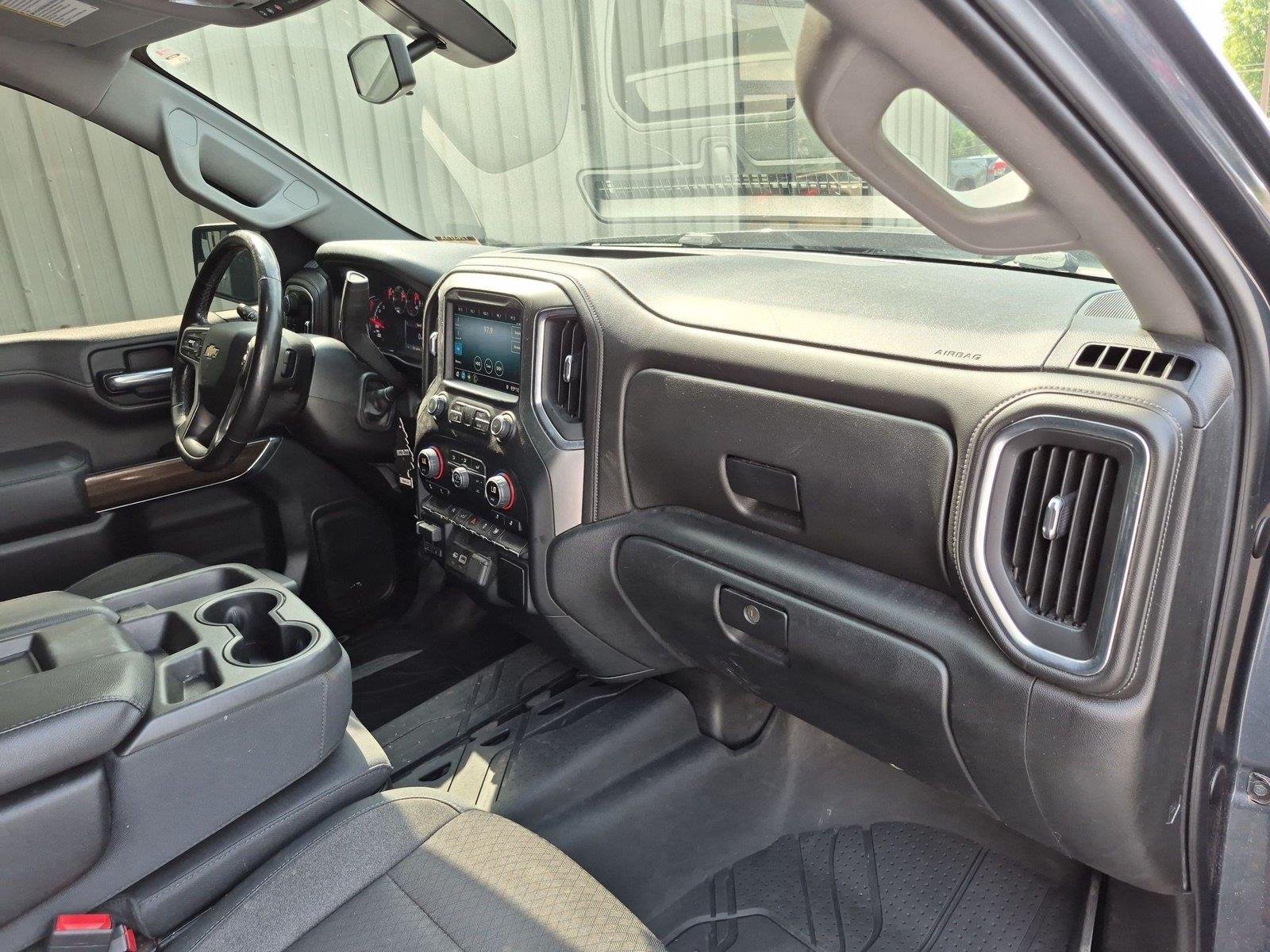 Used 2019 Shadow Gray Metallic Chevrolet LT image 35