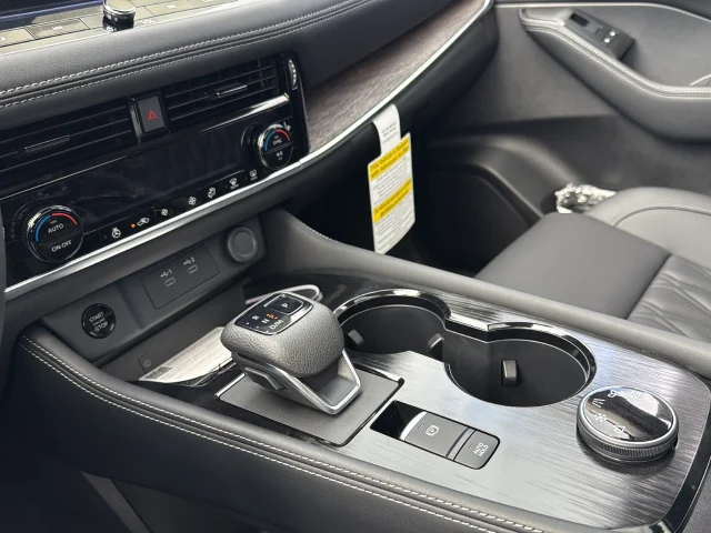 New 2026 Deep Ocean Blue Pearl Nissan Platinum image 22
