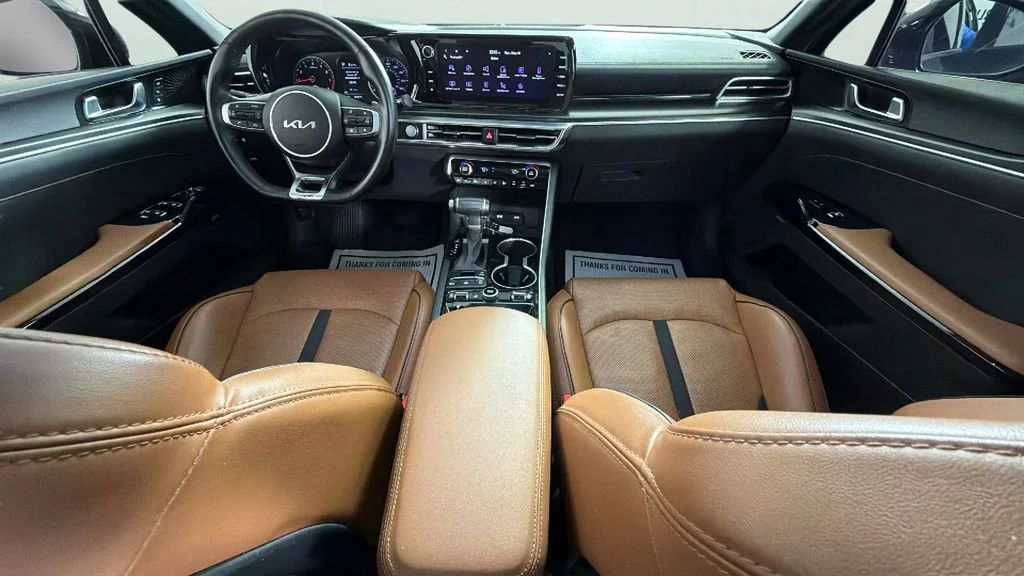 Used 2023 Black Kia GT image 32
