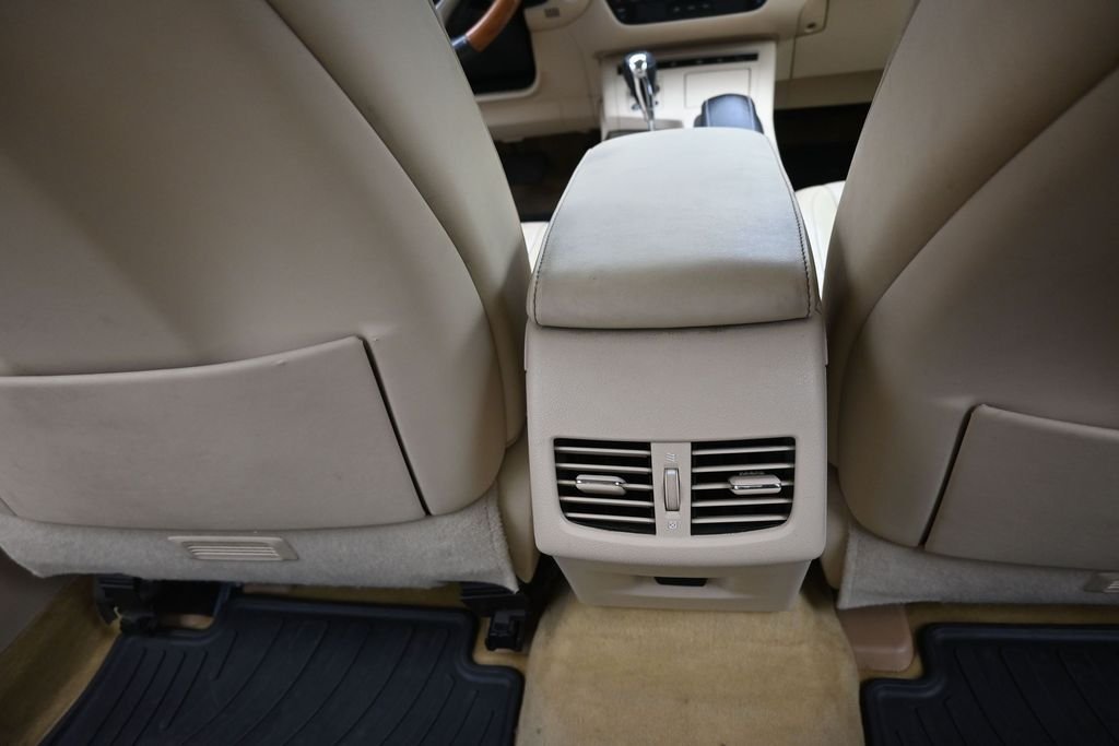 Used 2014 Beige Lexus 300h image 12