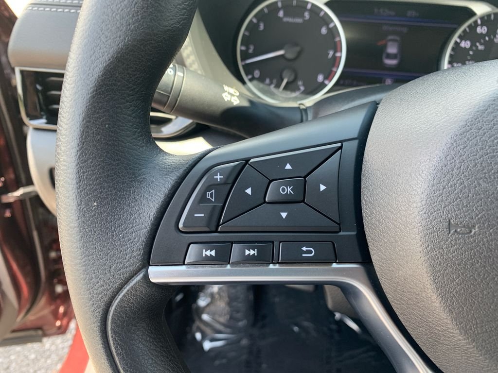 Used 2025 Red Nissan SV image 16