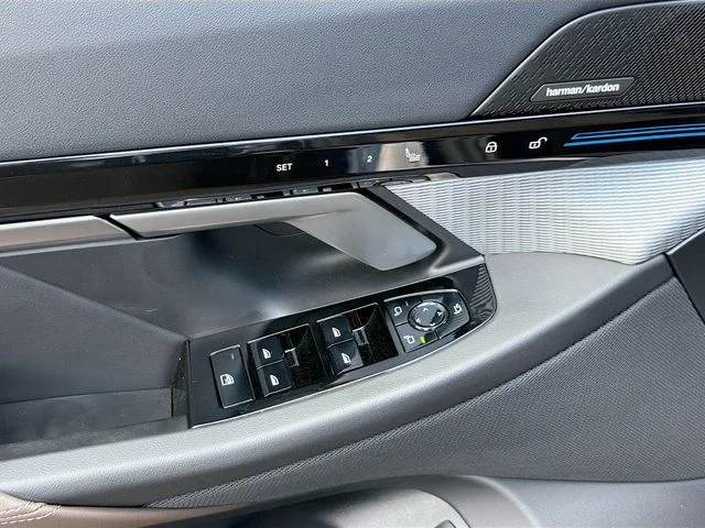 Used 2026 Blue BMW 530i xDrive image 19