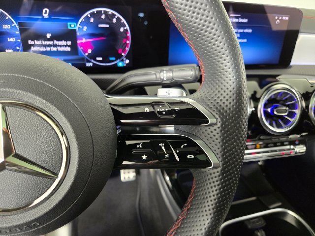 Used 2026  Mercedes-Benz CLA 250 image 23