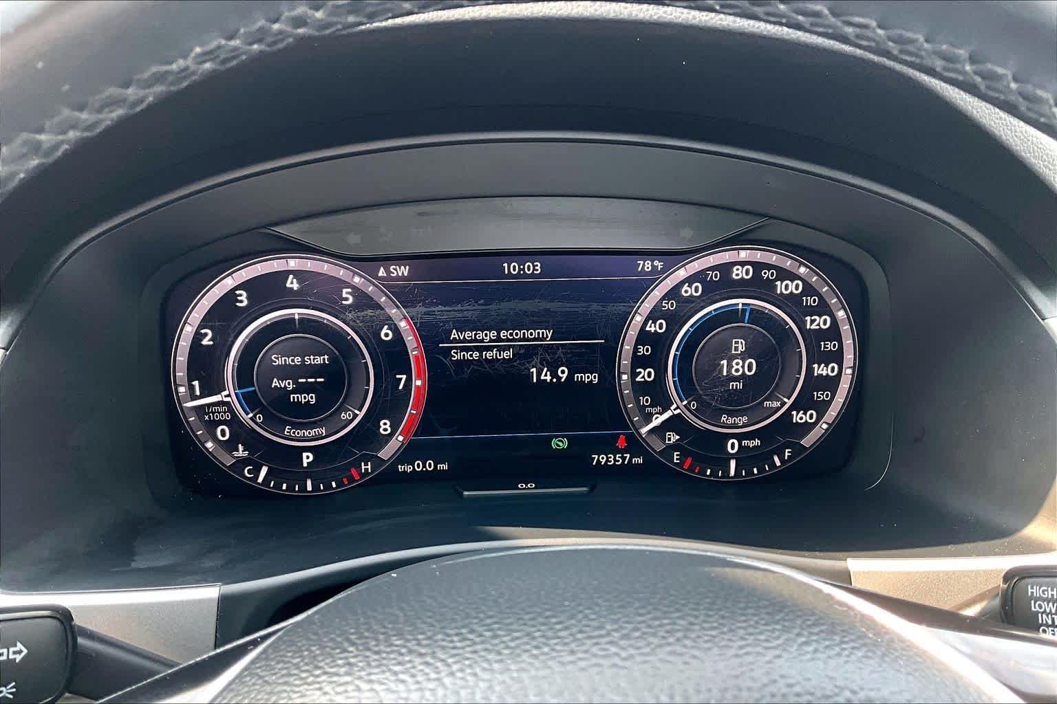 Used 2019 Deep Black Pearl Volkswagen 3.6L V6 SEL image 26
