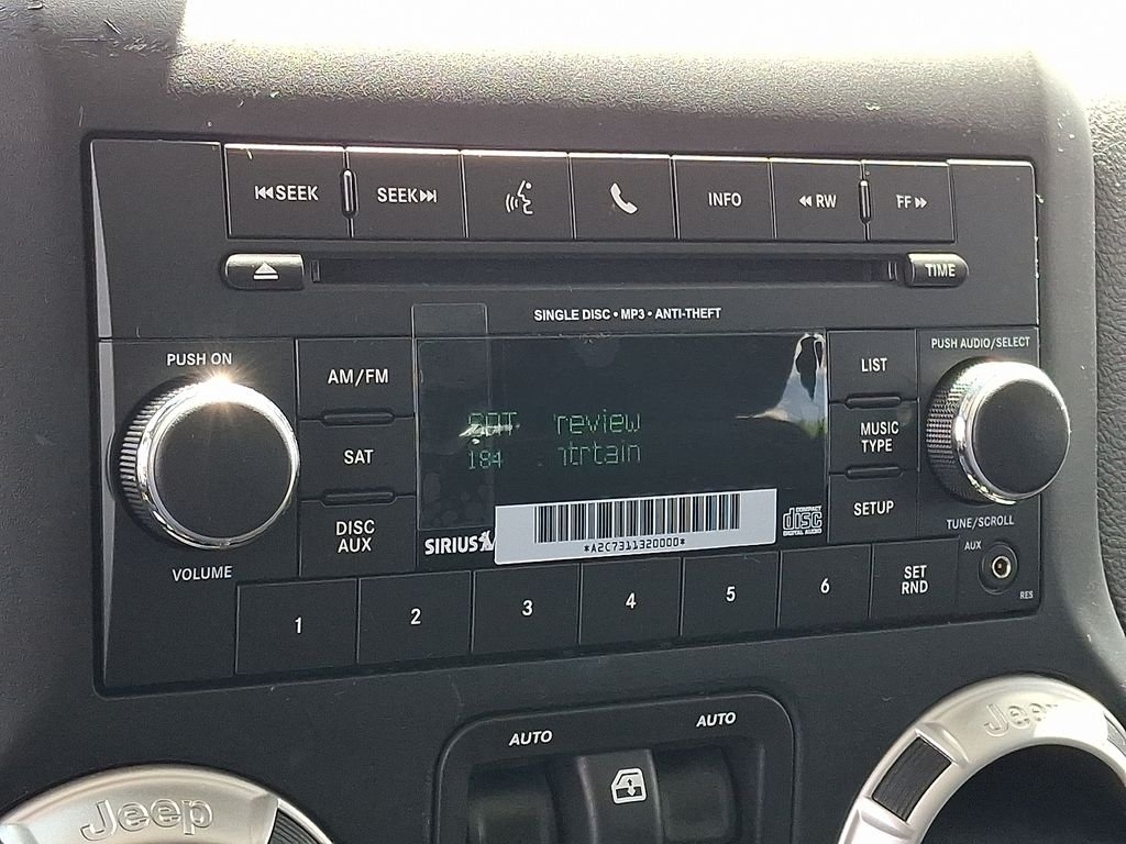 Used 2017 White Jeep Unlimited Sahara image 17
