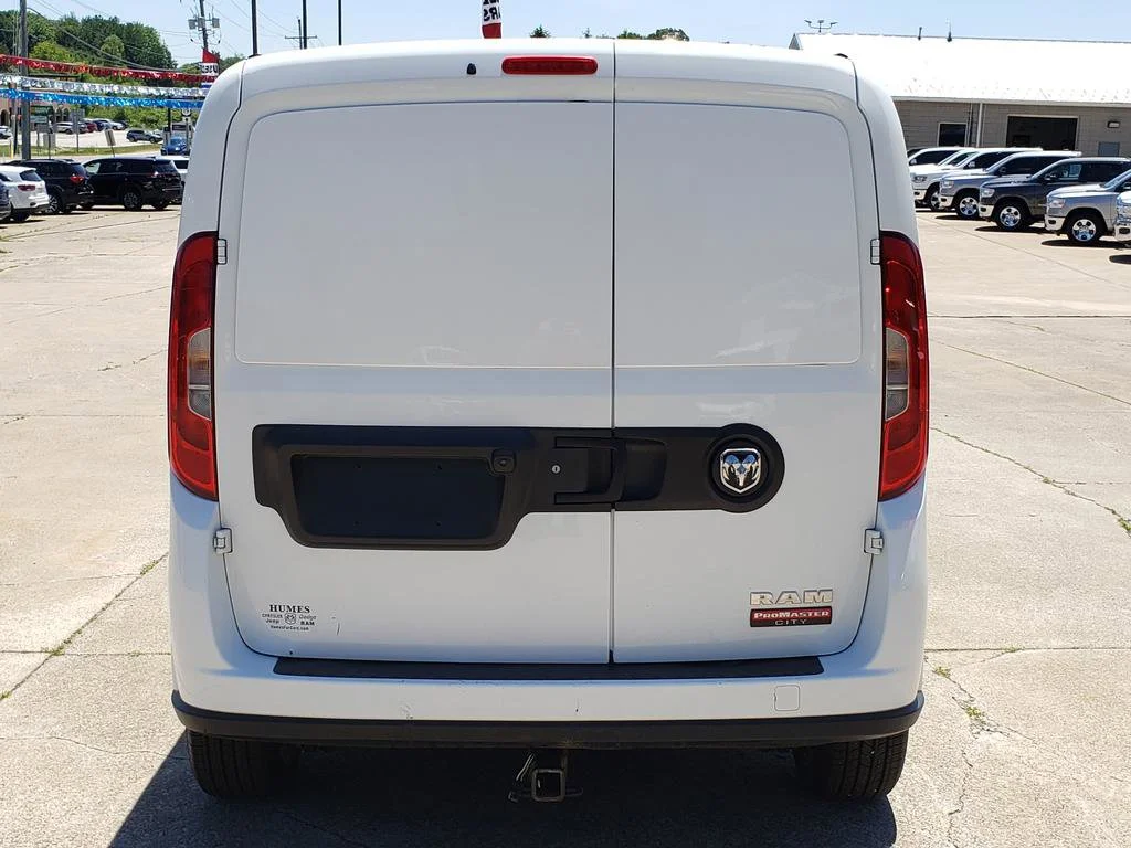 Used 2022 Bright White Ram Tradesman image 4