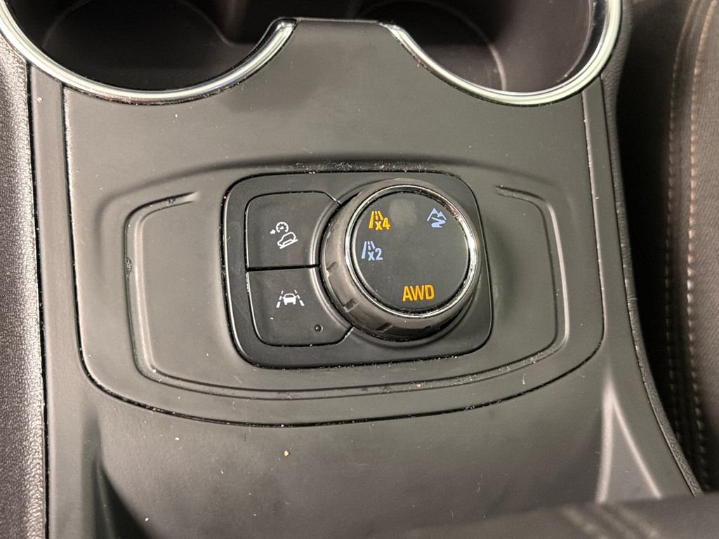 Used 2024 Black GMC SLE image 36