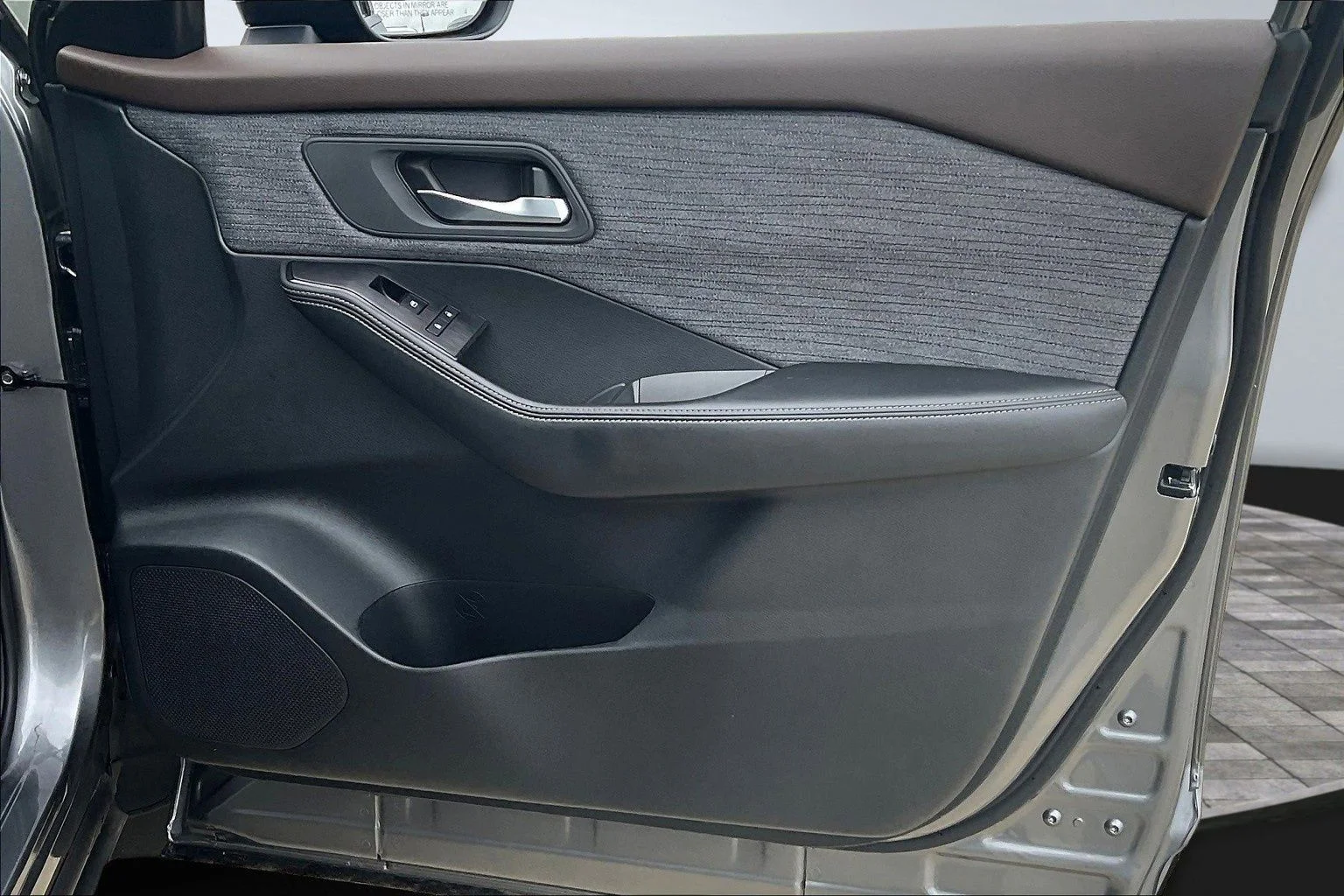 2023 Nissan Rogue SV - Photo 31