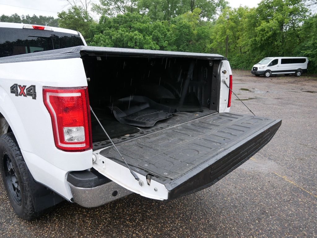 Used 2016 White Ford XLT image 10
