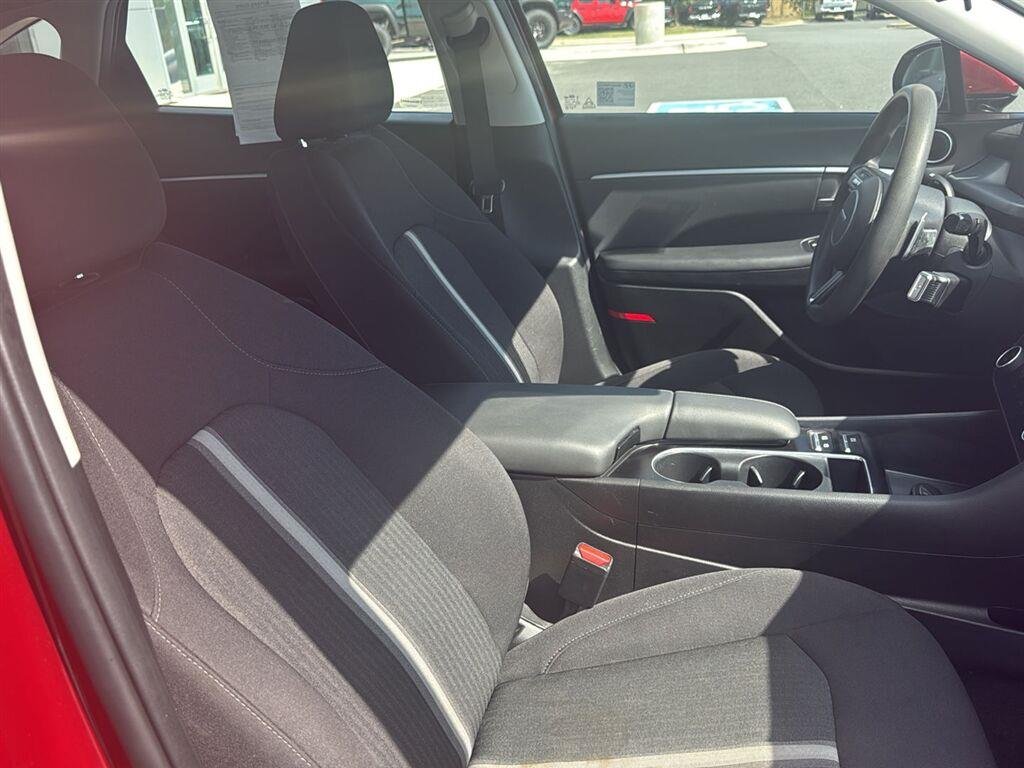 Used 2025 Ultimate red Hyundai SEL image 26