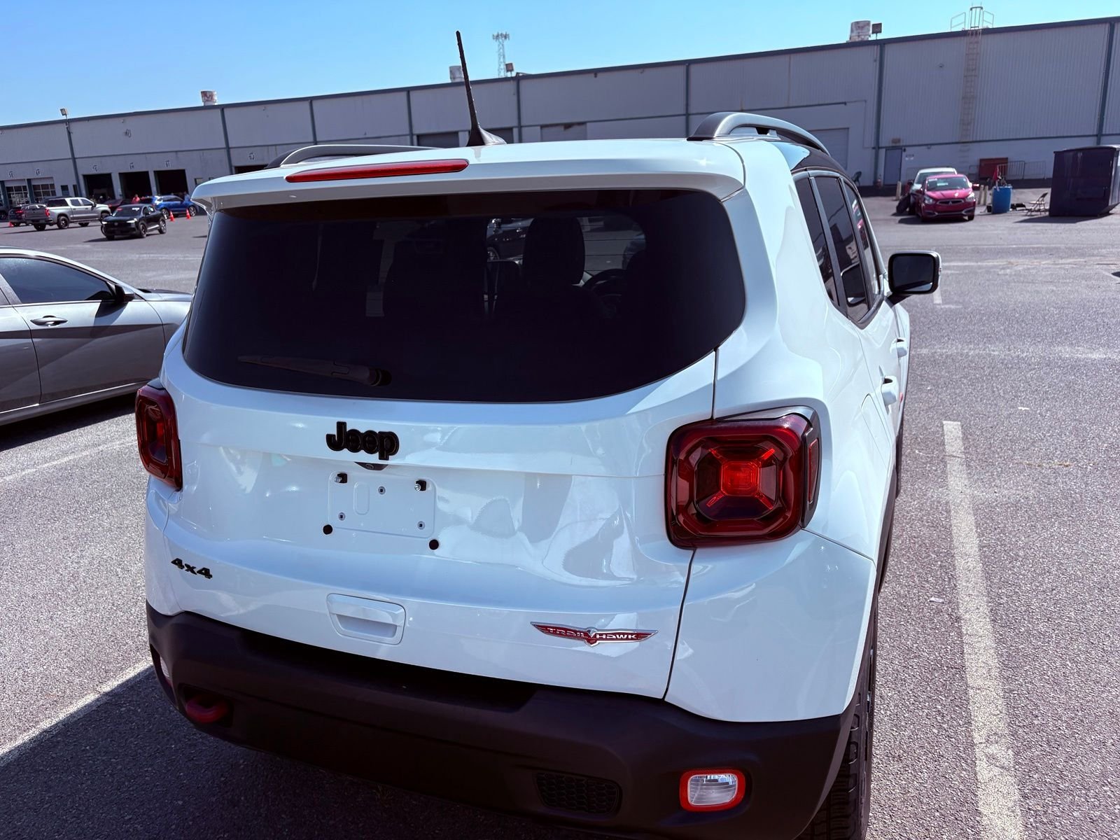 Used 2023 Alpine White Jeep Trailhawk image 6