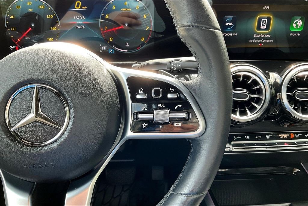 Used 2022 Gray Mercedes-Benz GLB 250 image 15